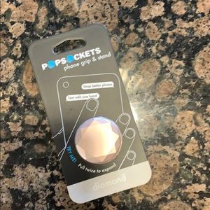 Pop socket rose gold diamond